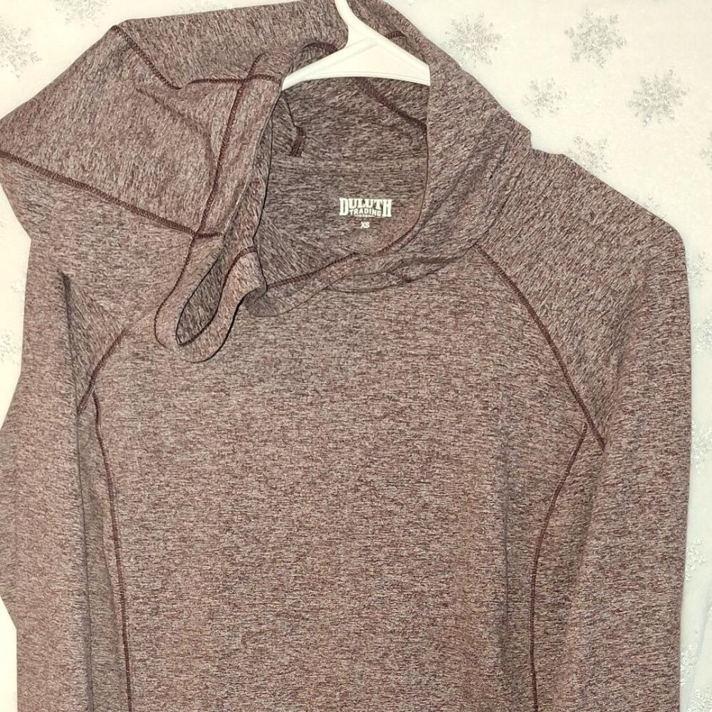 Duluth Trading Long Sleeve Shirt Small Thumb Holes Performance Outdoor Hiking To